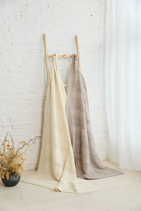 Noinín Textured Aran Stripe  Supersoft Merino Throw - Oat
